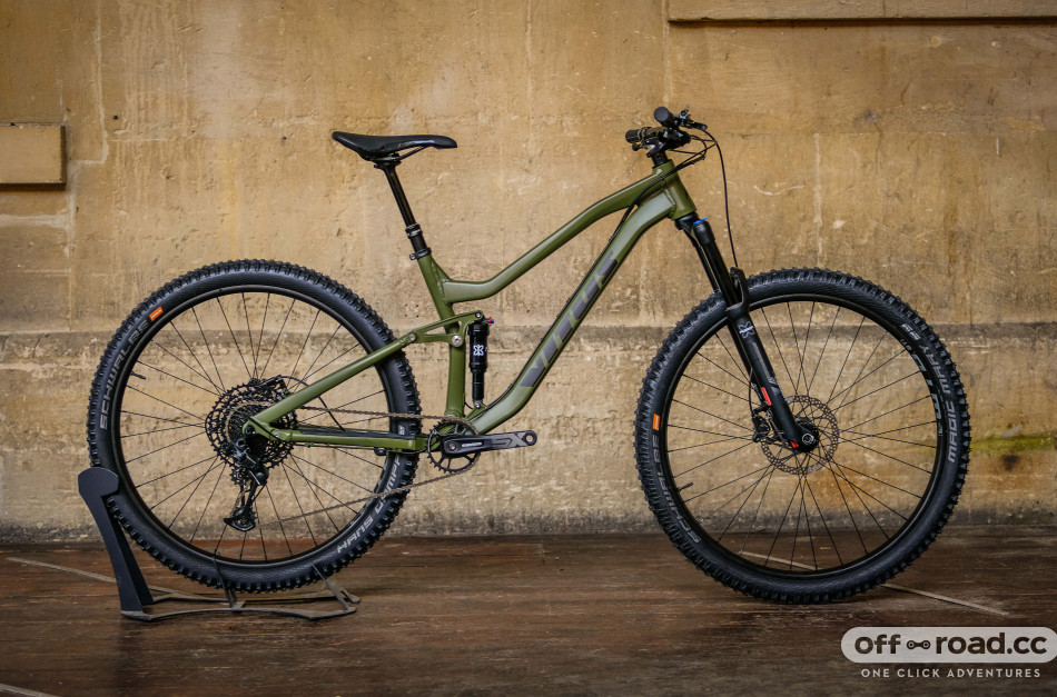 Vitus mythique 29 vrx mountain bike 2021 review sale